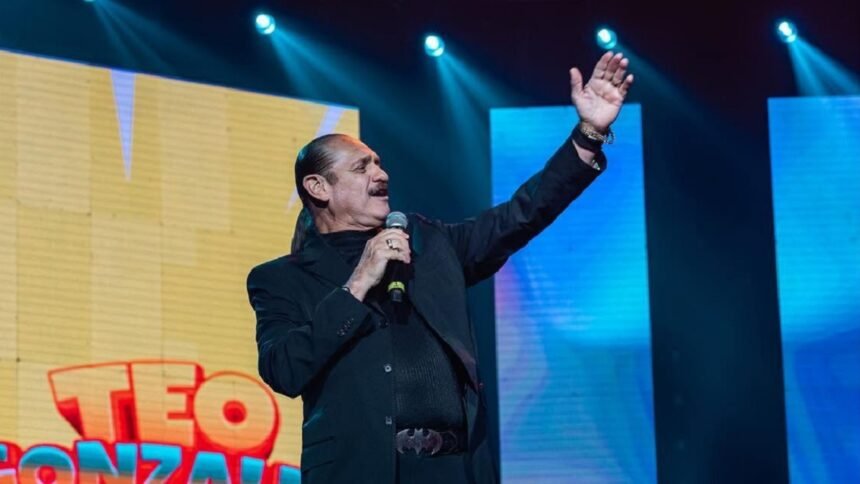 Teo González celebra 43 años de risas con 'Compradr3s Show' en León