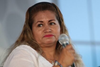 Ceci Flores y su hija: pioneras en búsqueda certificada en México