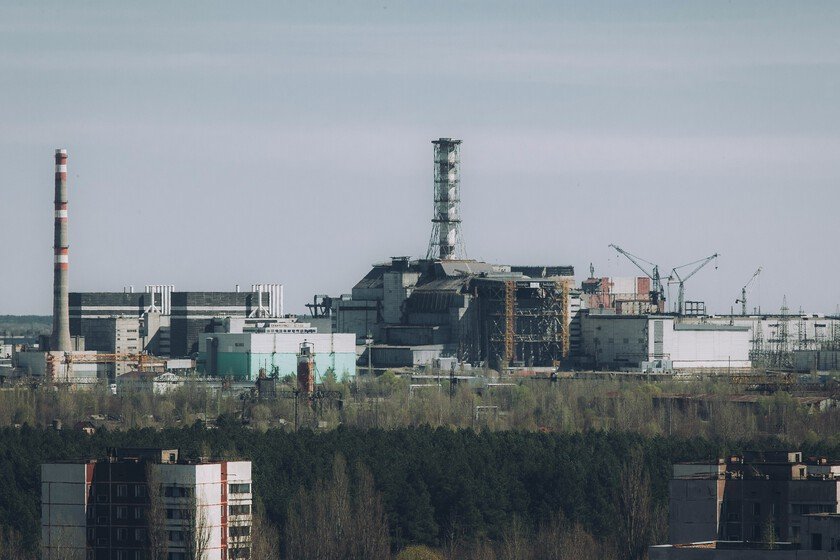 Chernóbil asegura su reactor con nueva estructura, necesita 500M para reparaciones