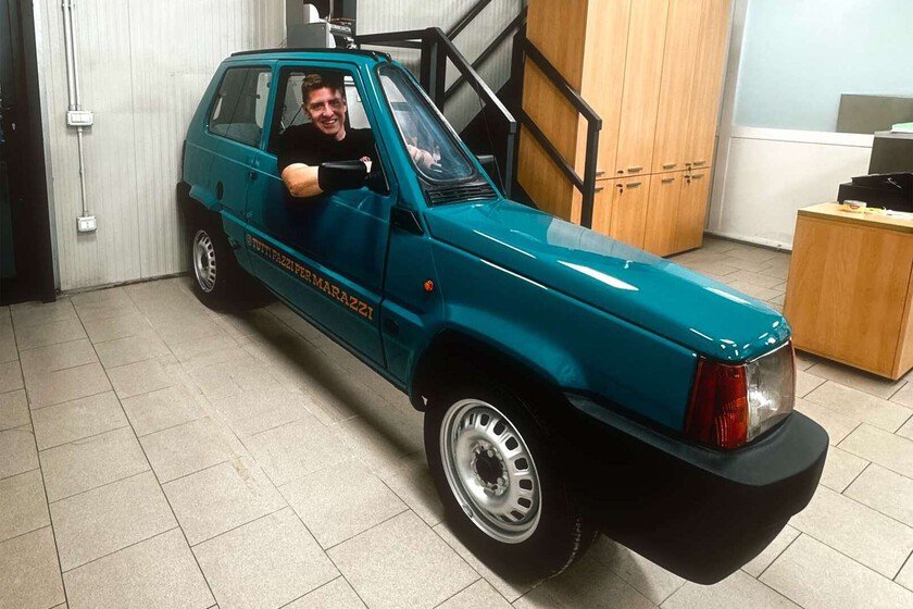 Fiat Panda: el coche más estrecho del mundo, más compacto que una moto
