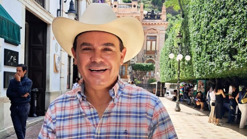 Guanajuato Capital: Alejandro Navarro, nuevo referente en el DIF local