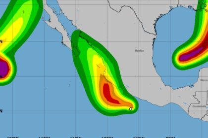 Huracán Simón se intensifica: impacto inminente en México