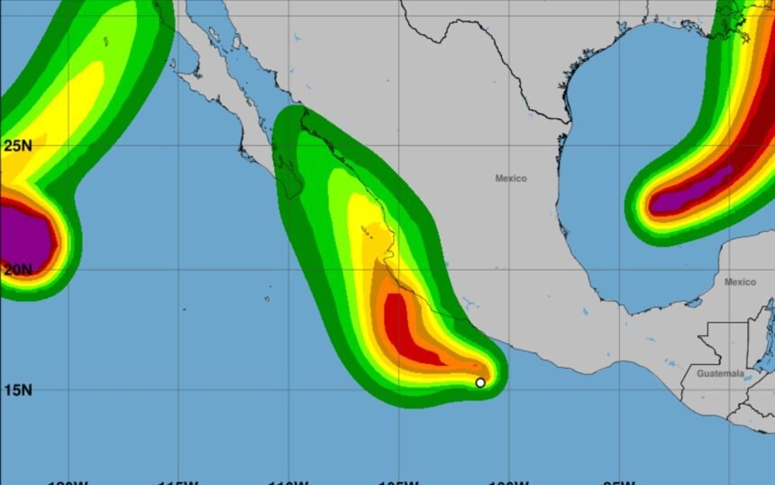 Huracán Simón se intensifica: impacto inminente en México