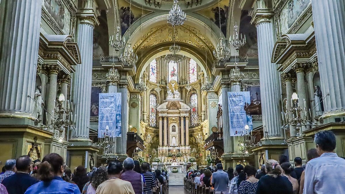 León, Gto.: Celebrando 124 años de la Madre Santísima de la Luz