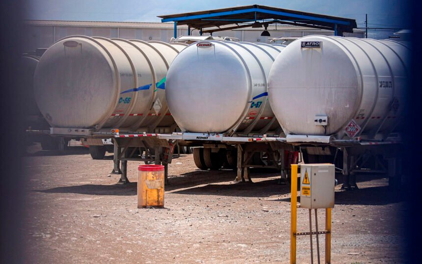 México: Anomalías de 61 mil 700 mdp en huachicol afectan a familias