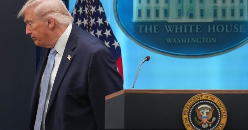 México bajo presión: Trump intenta implicar a militares en la lucha antidrogas