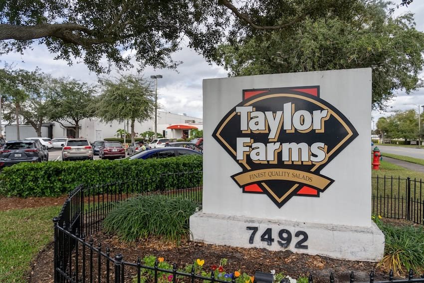 Mexico Faces Cyclospora Outbreak Amid Conflicting FDA Reports
