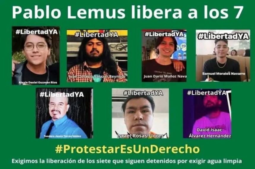 México: Traslado de manifestantes por el agua a Puente Grande