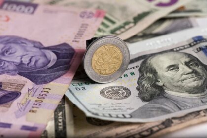 Mexico’s Peso Hits Year Low, Affecting Daily Life and Finances